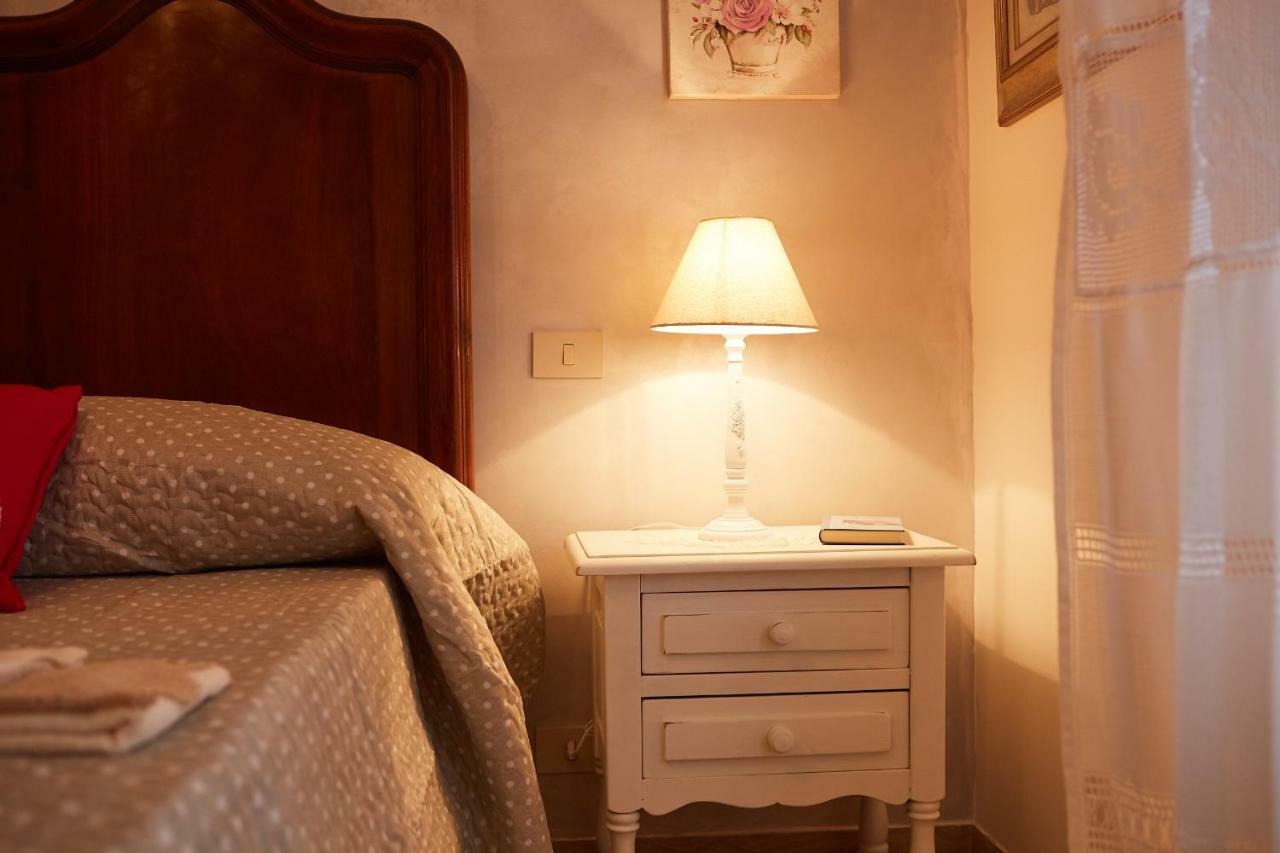 B&B Attico 147 อาเรซโซ ภายนอก รูปภาพ