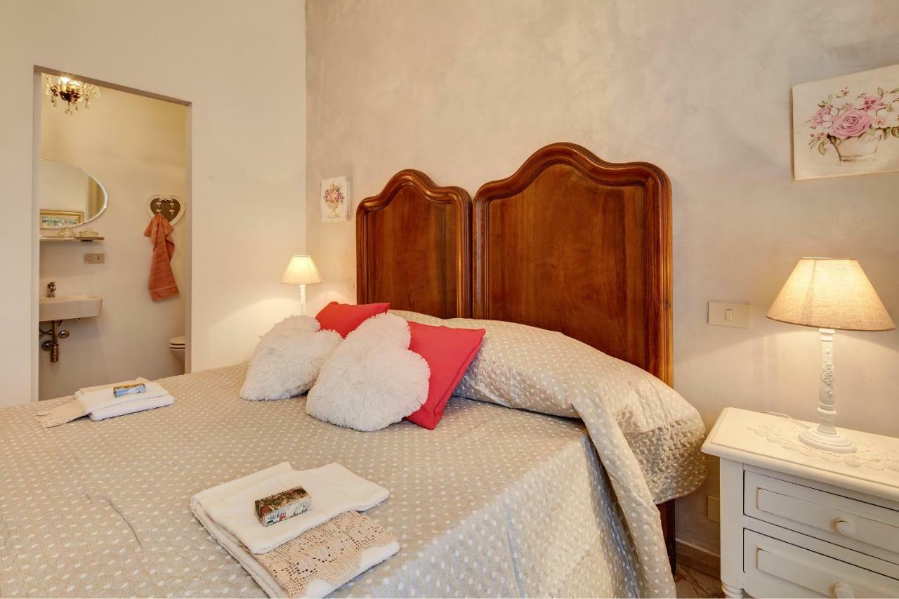 B&B Attico 147 อาเรซโซ ภายนอก รูปภาพ