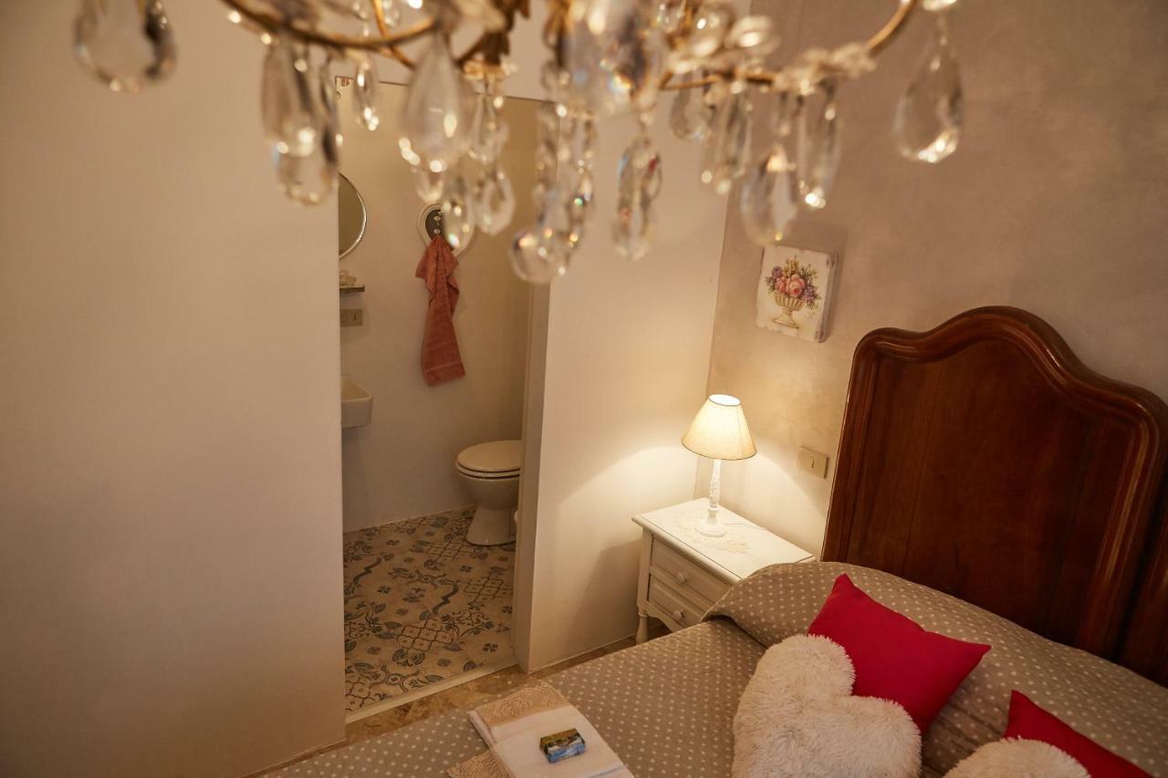 B&B Attico 147 อาเรซโซ ภายนอก รูปภาพ